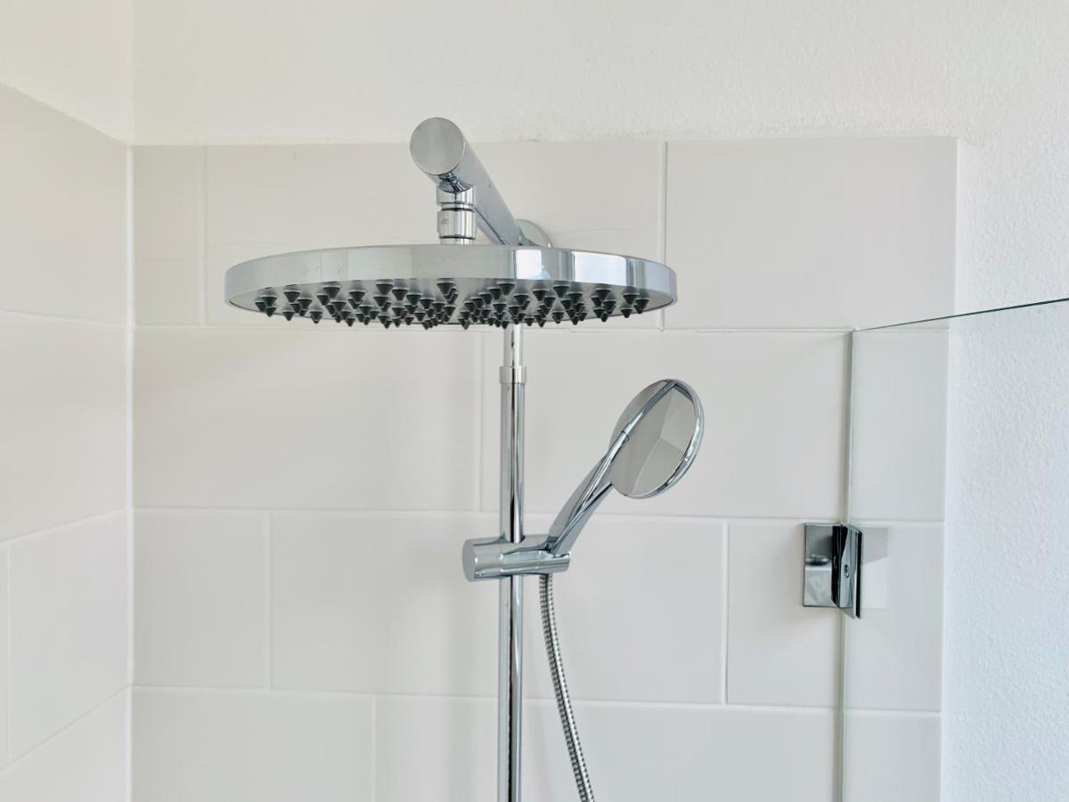 Moderner Bungalow, 20 Minuten Bis Hannover City, 24H Check-In Гарбсен Экстерьер фото