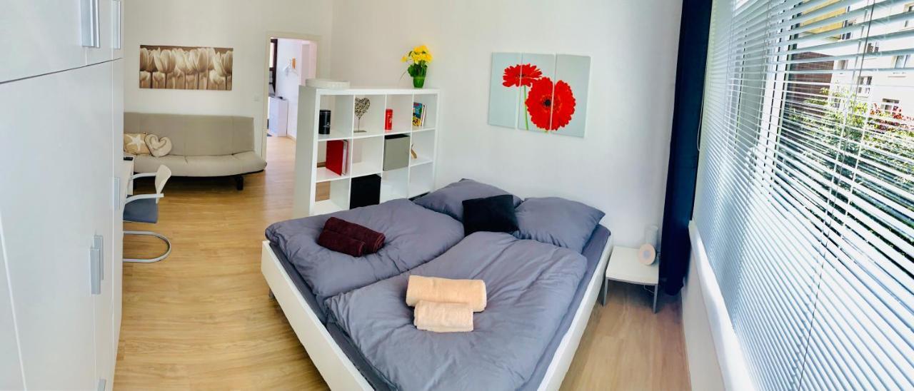 Апартаменты Moderner Bungalow, 20 Minuten Bis Hannover City, 24H Check-In Гарбсен Экстерьер фото